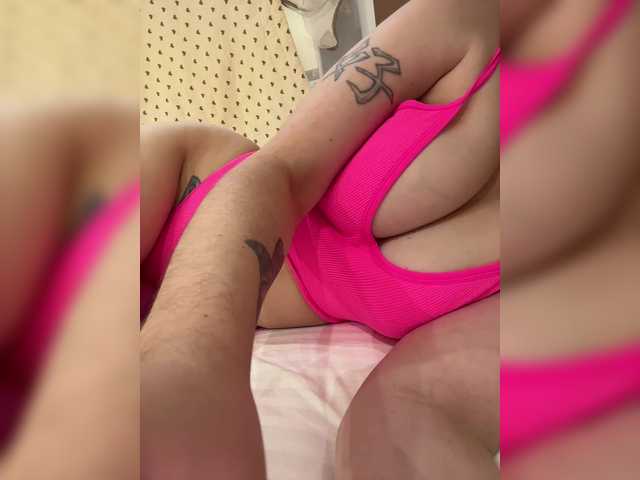 AIenka live cam on BongaCams