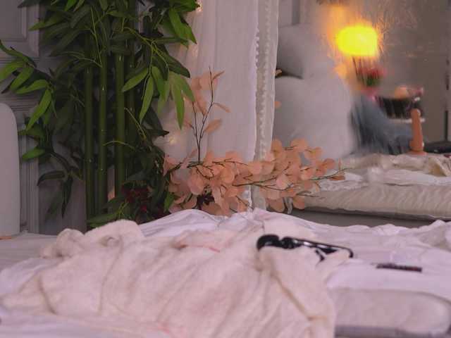 MillieHartwell live cam on BongaCams