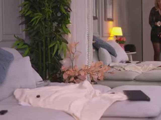 MillieHartwell live cam on BongaCams