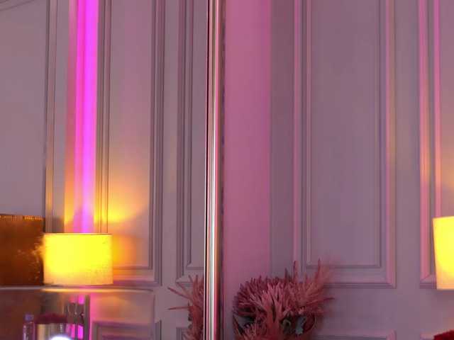 MillieHartwell live cam on BongaCams