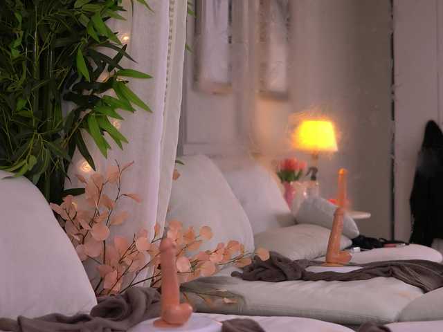 MillieHartwell live cam on BongaCams
