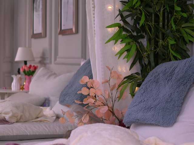 MillieHartwell live cam on BongaCams