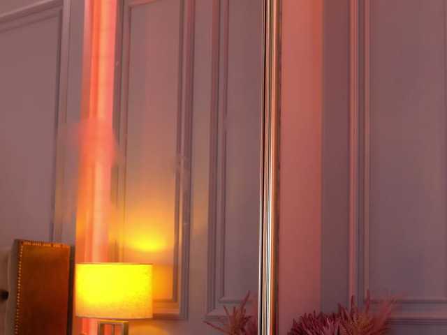 MillieHartwell live cam on BongaCams