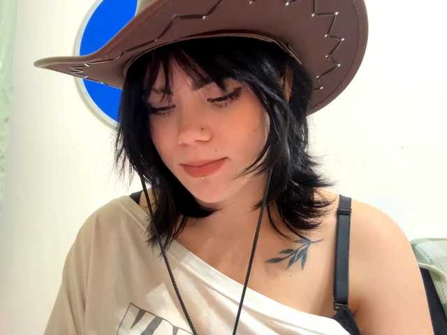 JessyFlowers — bongacams