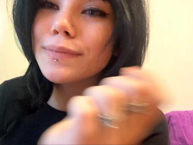 JessyFlowers live cam on BongaCams
