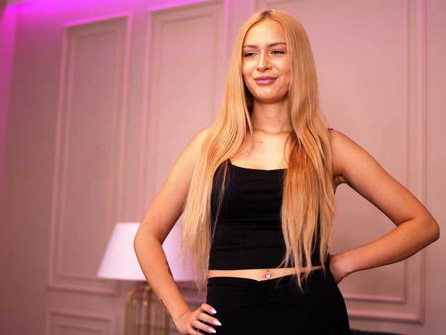 ElinNorr live cam on BongaCams