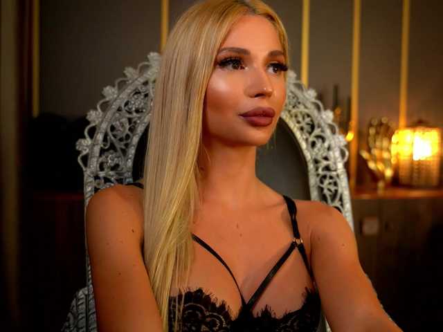 MalloryDimonium live cam on BongaCams