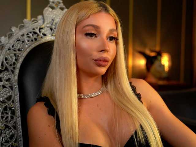 MalloryDimonium live cam on BongaCams