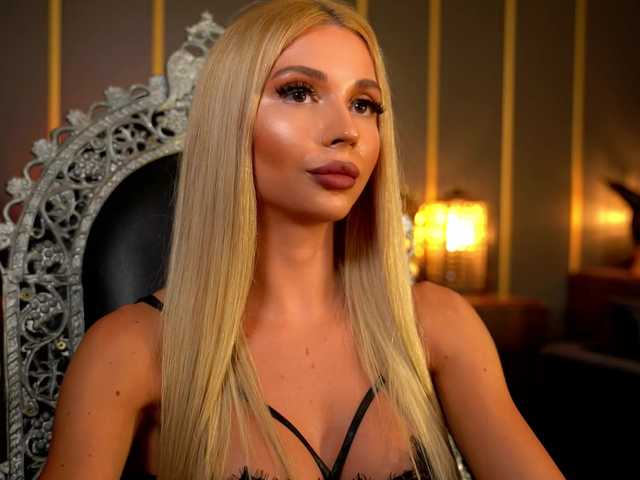 MalloryDimonium live cam on BongaCams