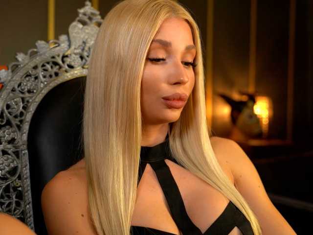 MalloryDimonium live cam on BongaCams
