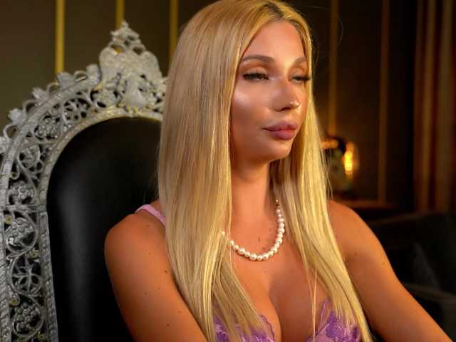MalloryDimonium live cam on BongaCams
