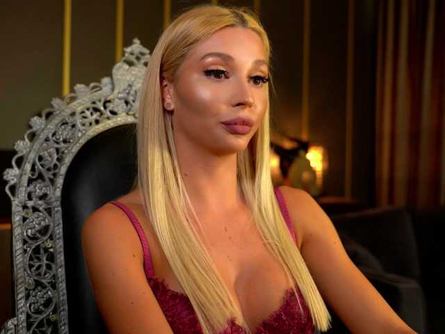 MalloryDimonium live cam on BongaCams