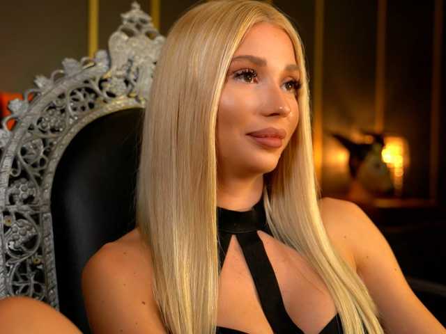MalloryDimonium live cam on BongaCams