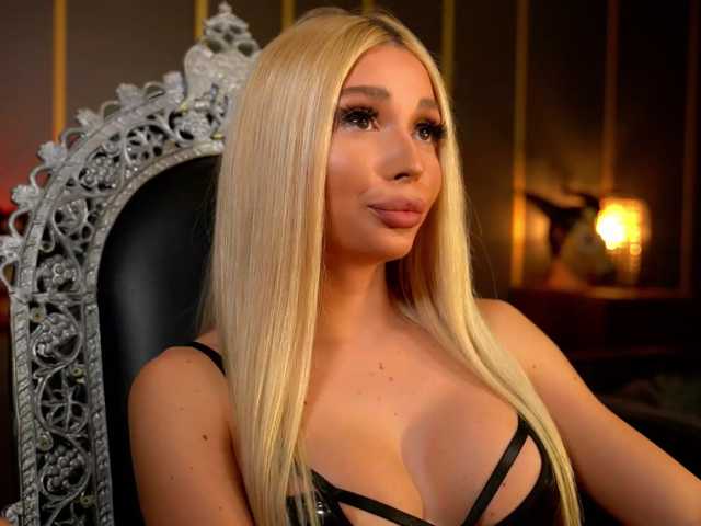 MalloryDimonium live cam on BongaCams