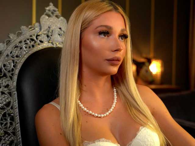 MalloryDimonium live cam on BongaCams