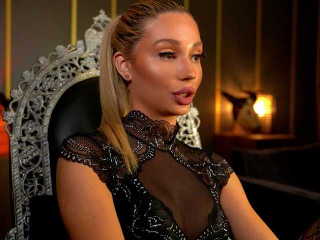 MalloryDimonium live cam on BongaCams