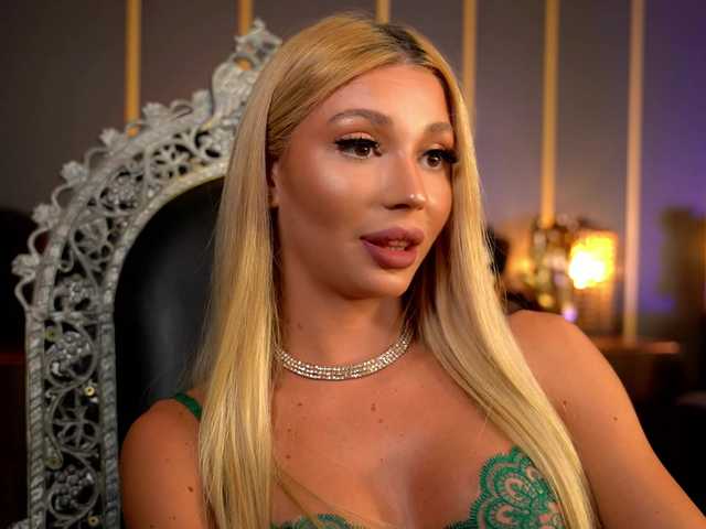 MalloryDimonium live cam on BongaCams