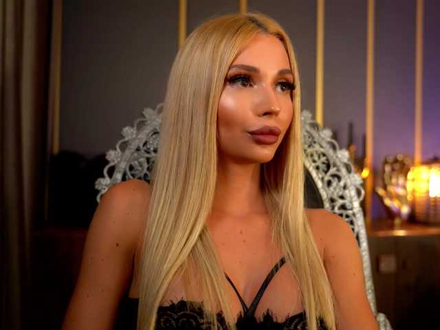 MalloryDimonium live cam on BongaCams