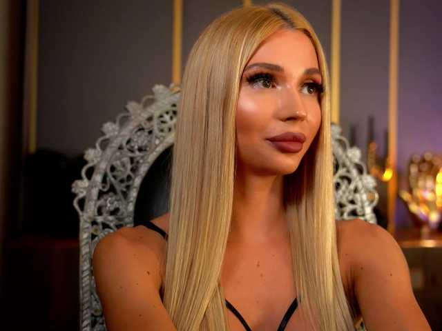 MalloryDimonium live cam on BongaCams