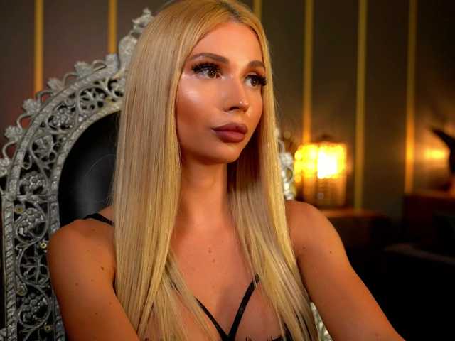 MalloryDimonium live cam on BongaCams