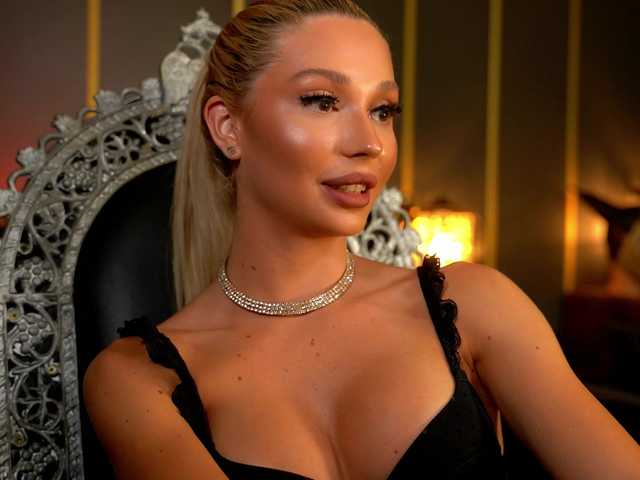 MalloryDimonium live cam on BongaCams