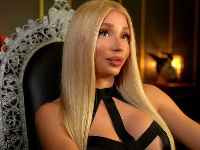 MalloryDimonium live cam on BongaCams