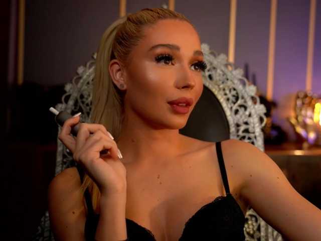 MalloryDimonium live cam on BongaCams