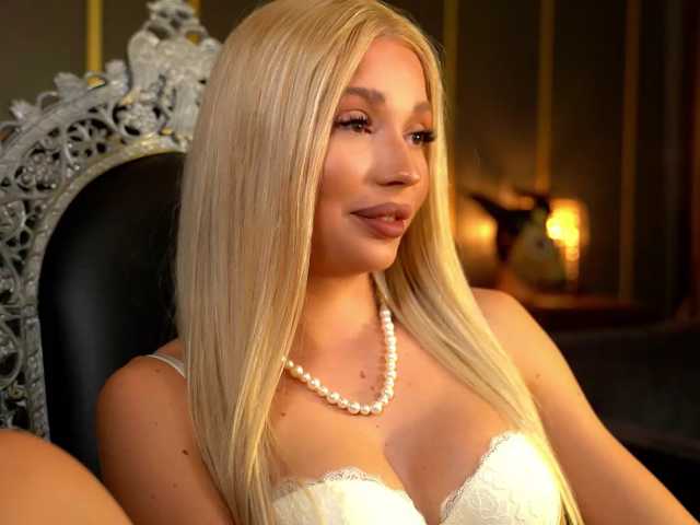 MalloryDimonium live cam on BongaCams