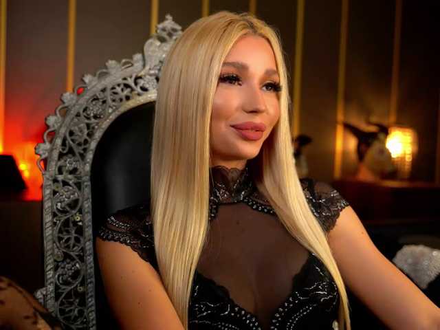 MalloryDimonium live cam on BongaCams