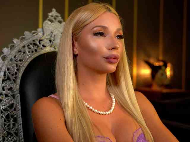 Modella: MalloryDimonium