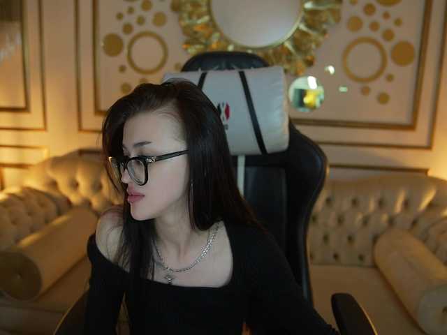 NikolDiamond live cam on BongaCams