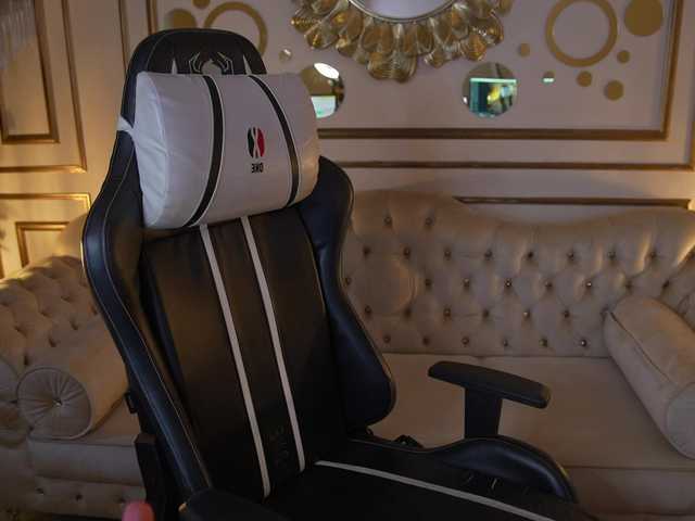 NikolDiamond live cam on BongaCams
