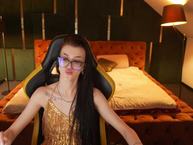 NikolDiamond live cam on BongaCams