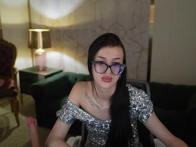 NikolDiamond live cam on BongaCams