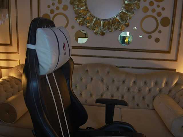 NikolDiamond live cam on BongaCams