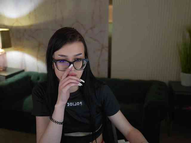 NikolDiamond webcam