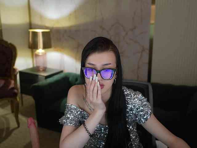 NikolDiamond webcam