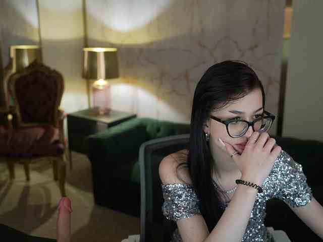 NikolDiamond webcam