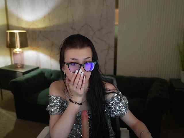 NikolDiamond webcam
