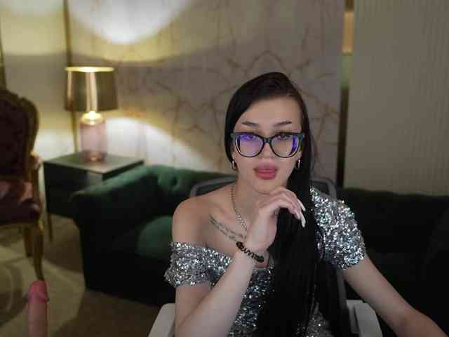 NikolDiamond webcam