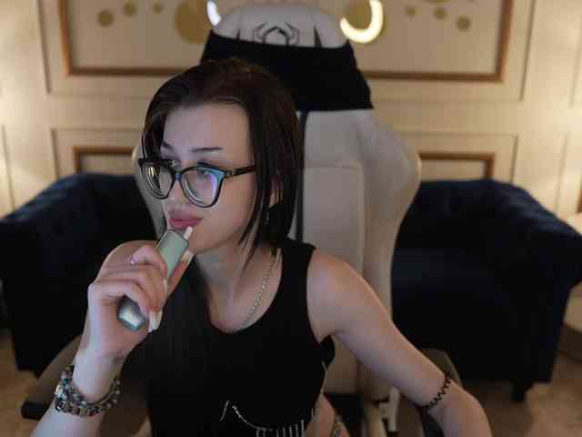 NikolDiamond webcam