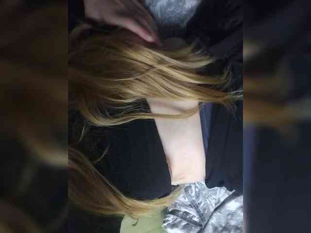 Kseniksss webcam
