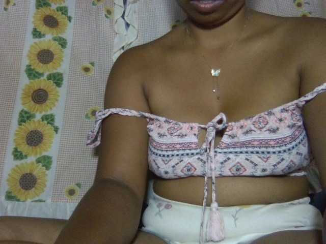 Majolie1 live cam on BongaCams