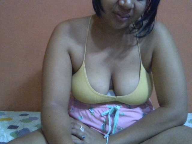 Majolie1 live cam on BongaCams