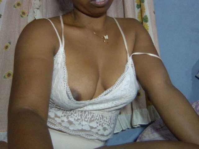 Majolie1 live cam on BongaCams