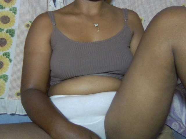 Majolie1, en vivo ahora en BongaCams