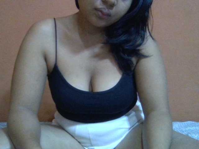 Majolie1 live cam on BongaCams