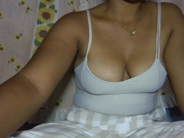 Majolie1 live cam on BongaCams
