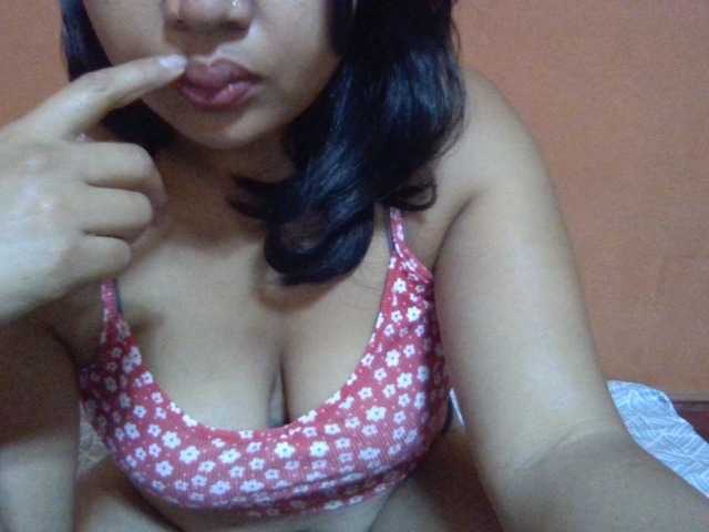 Majolie1 live cam on BongaCams