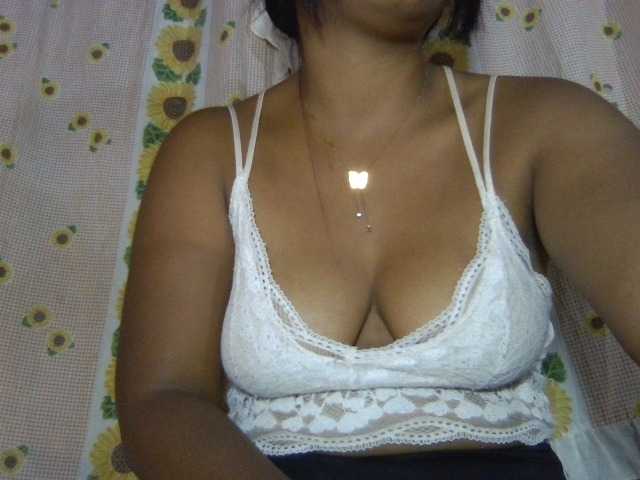 Majolie1 live cam on BongaCams